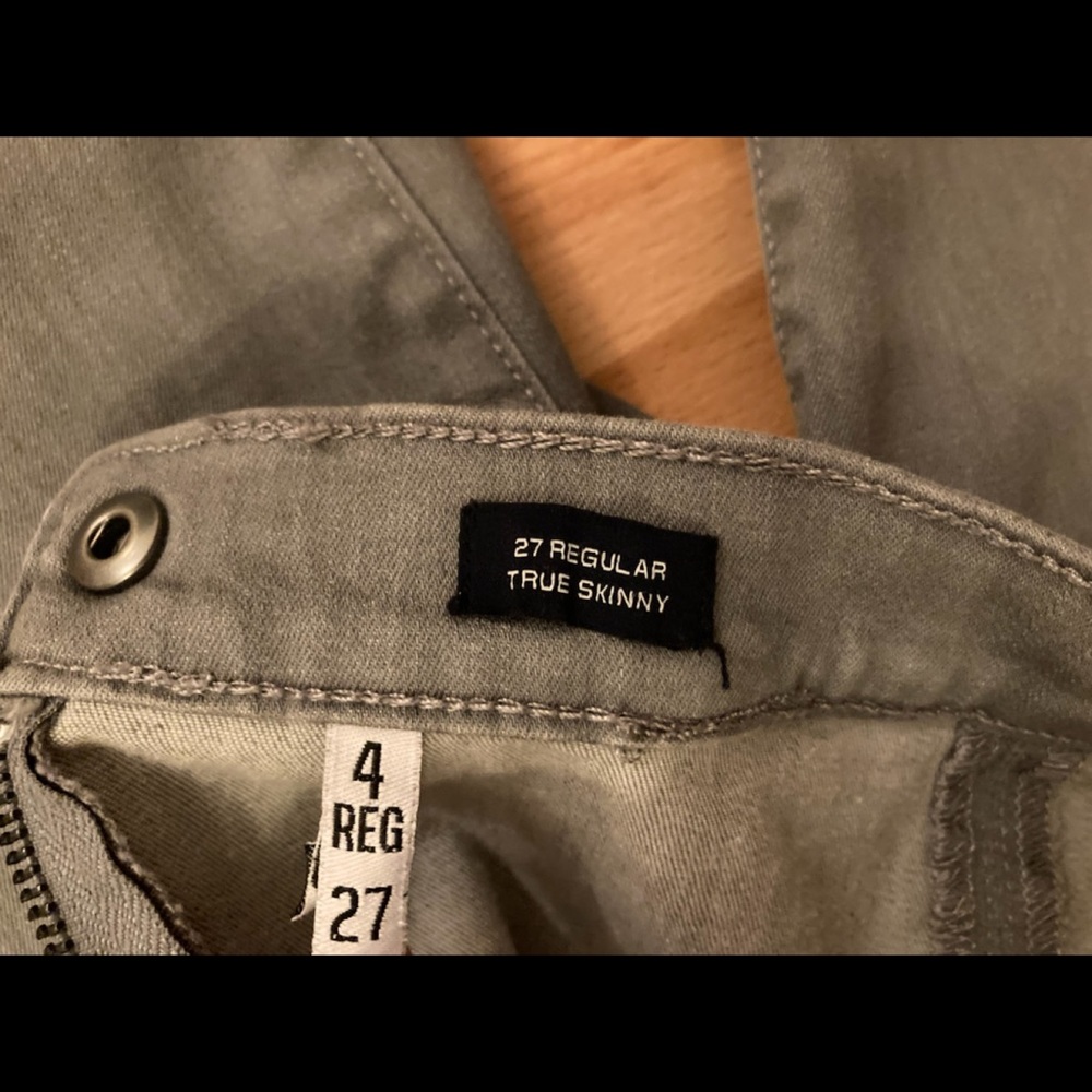 EUC GAP Grey Gray True Skinny Regular Jeans 4R. A1 - Picture 5 of 8